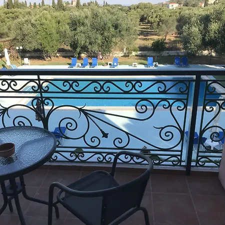 公寓式酒店 Ai Helis 2*