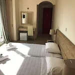 Apart-hotel Ai Helis 2*