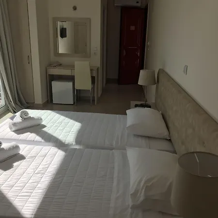 Ai Helis سفوروناتا