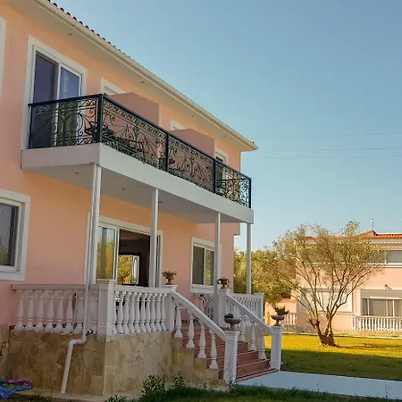 Apart Otel Ai Helis Svoronata